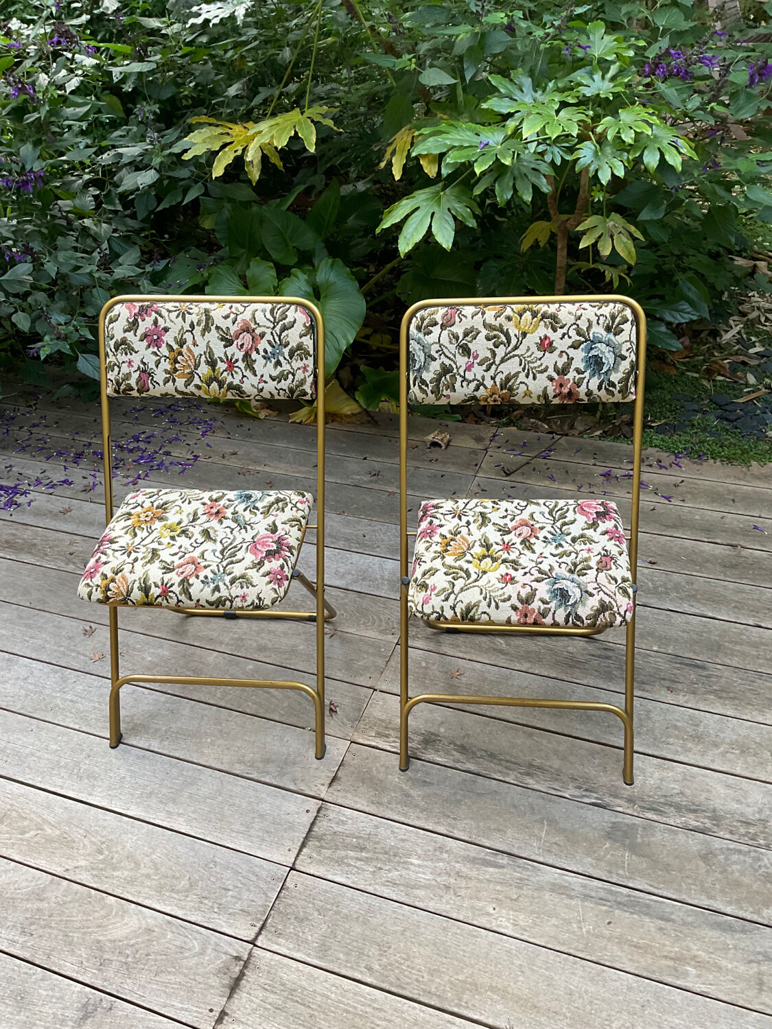 2 vintage Lafuma Chantazur folding chairs