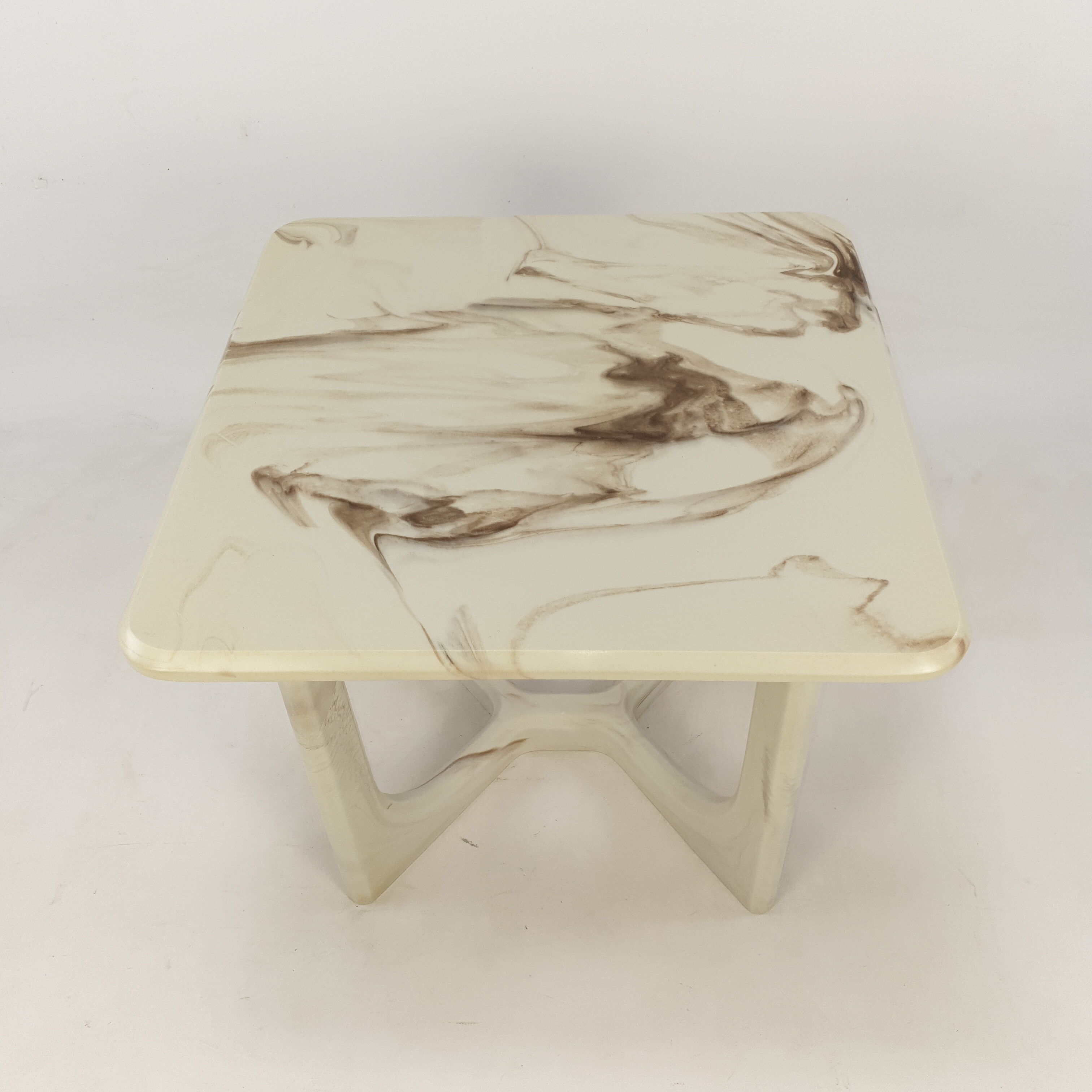 Table basse italienne marmorino du milieu du siècle, années 1950