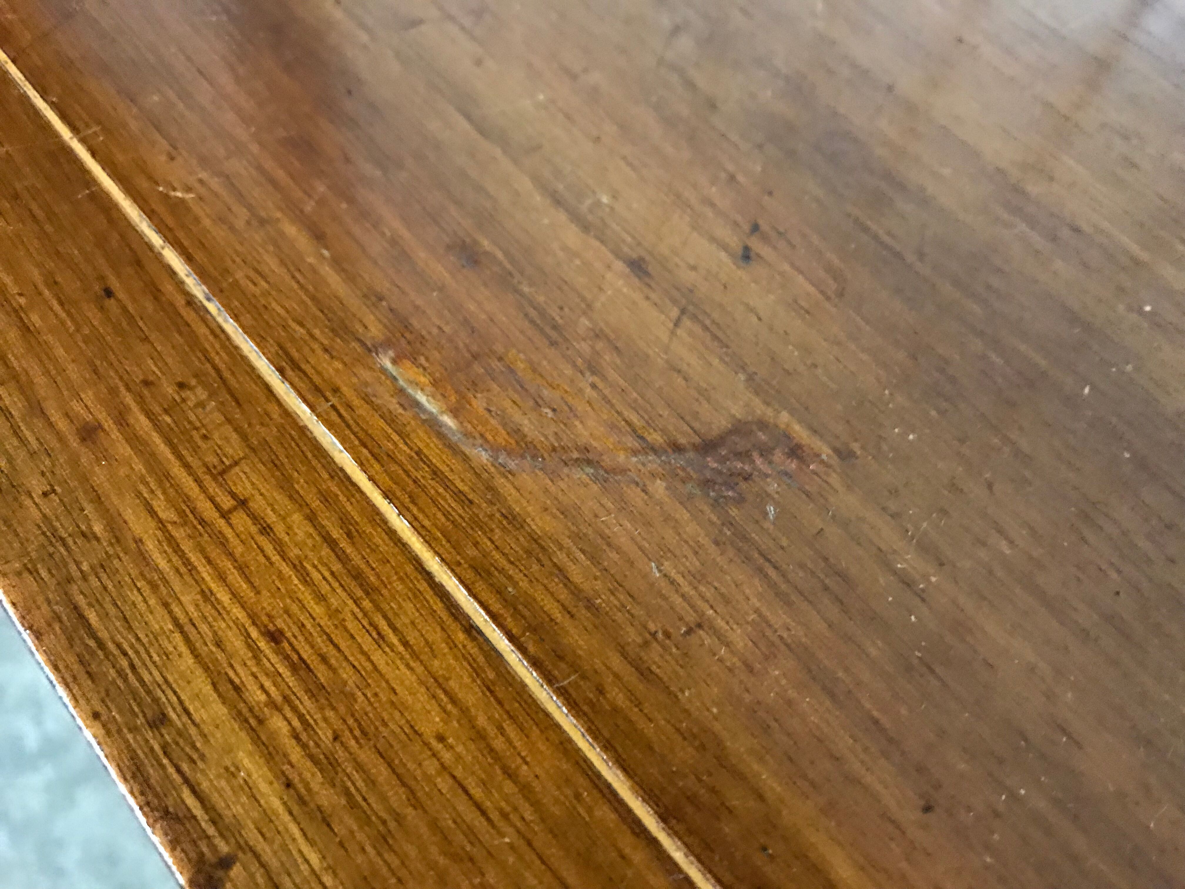 English old chest of drawers