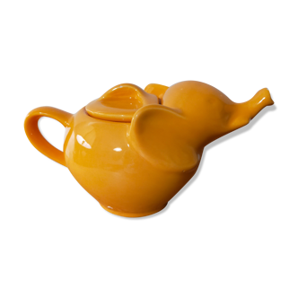 Vintage teapot Yellow elephant