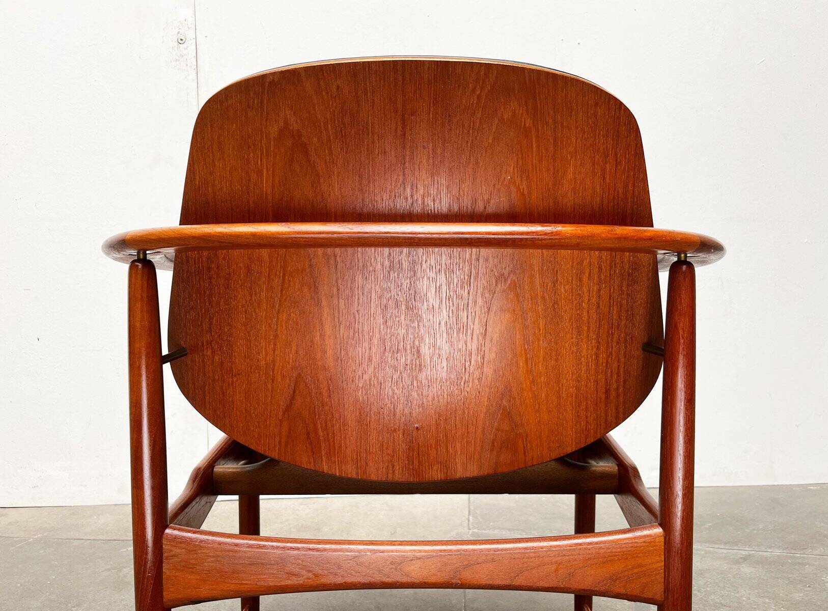 Fauteuil King en Teck Danois du Milieu du Siècle par Arne Hovmand Olsen pour Onsild Møbelfabrik et Jutex, années 1950