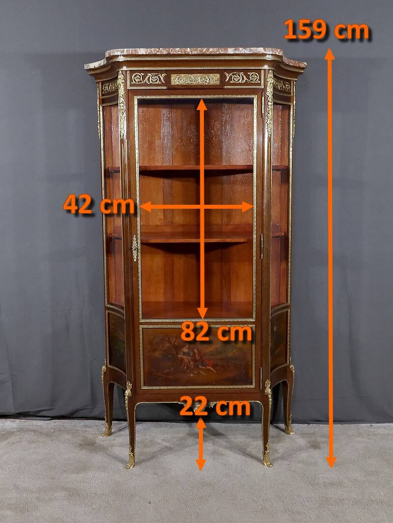 Mahogany Showcase, Transition Louis XV Louis XVI style – 1900
