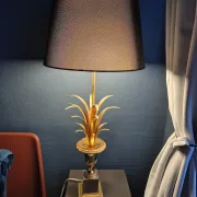 Pineapple lamp