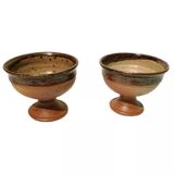 2 glazed stoneware bowls