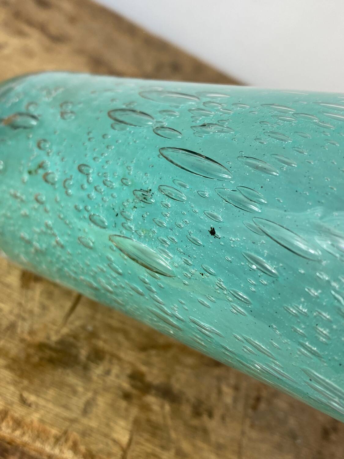 Tubular bubble glass vase