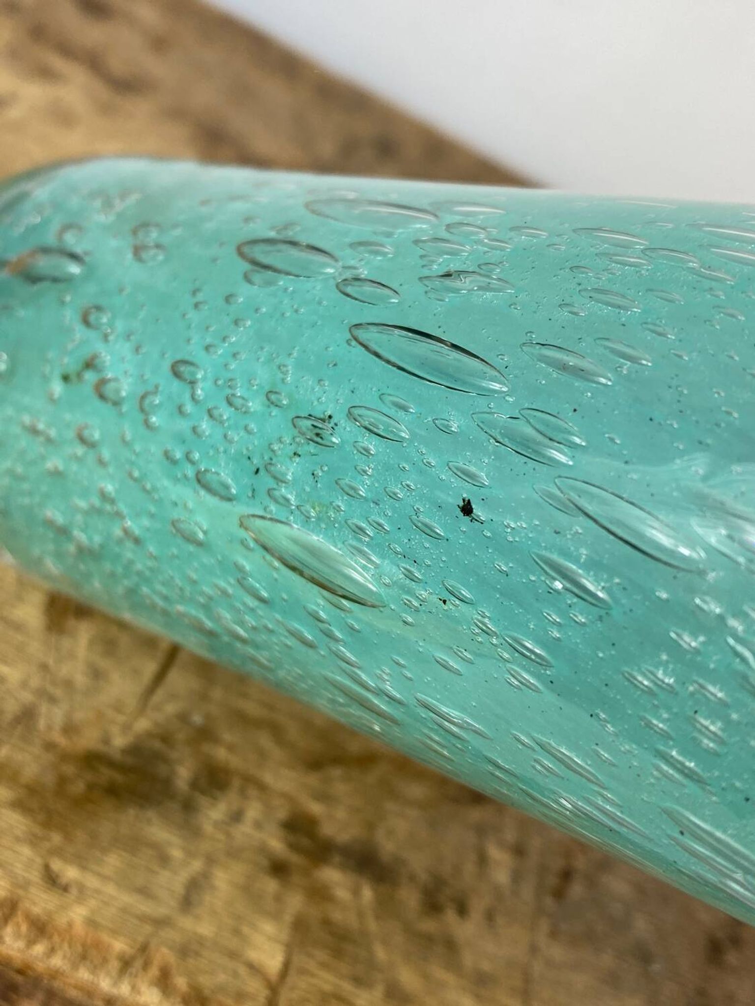 Vase tubulaire en verre bullé