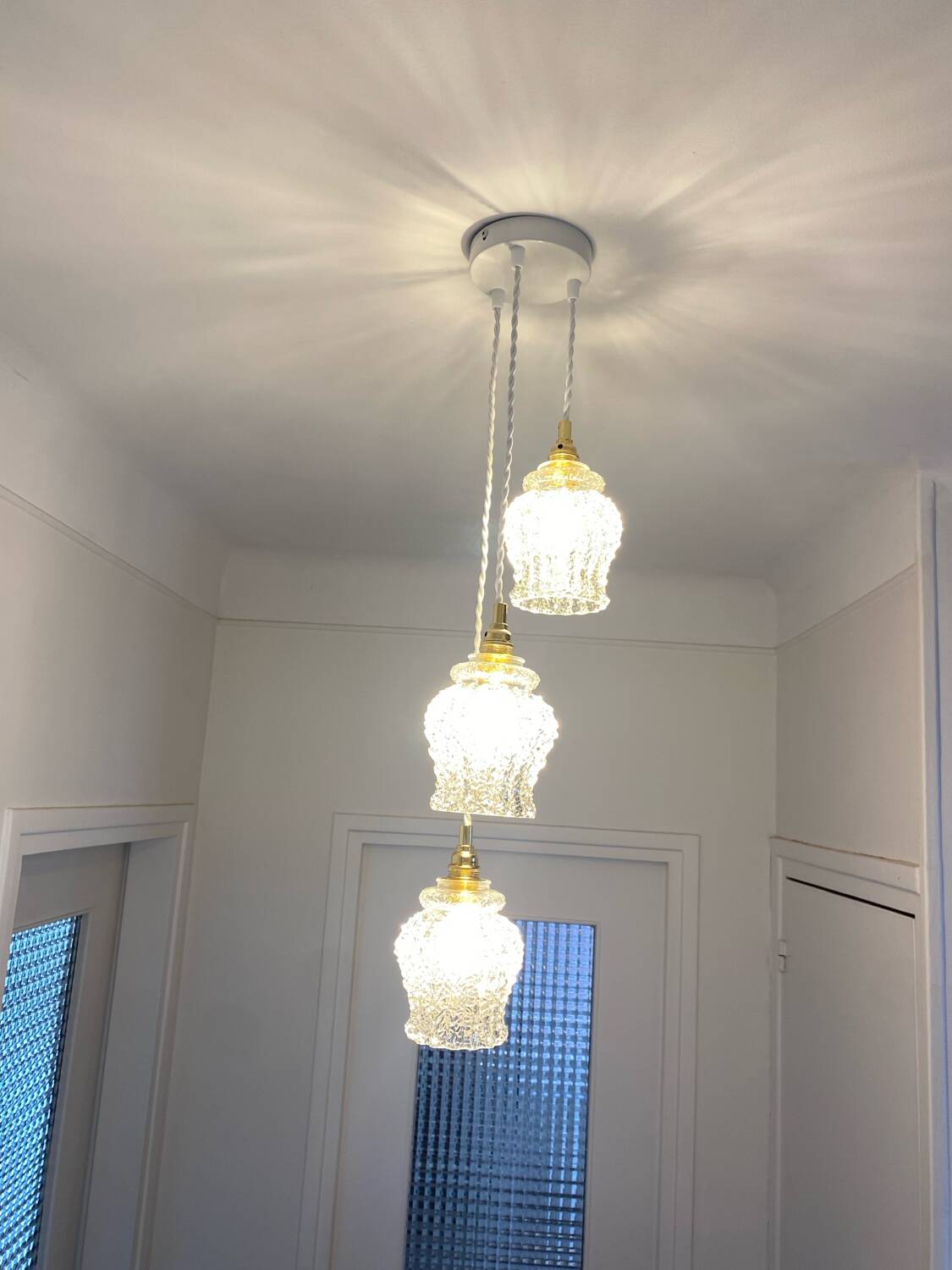Triple suspension with vintage glass globes
