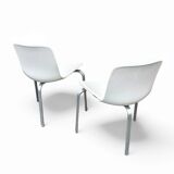 Designed by Poul Kjærholm / 1978/2007  White shell / white leather