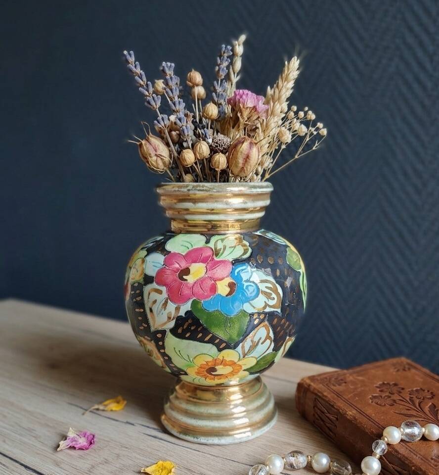 Vintage Ceramic Vase Arte Veneziana, Hand-Painted Flower Decor