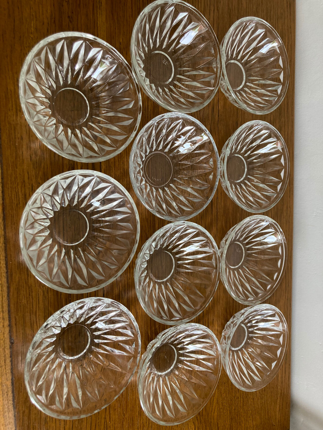 Set of 11 dessert bowls