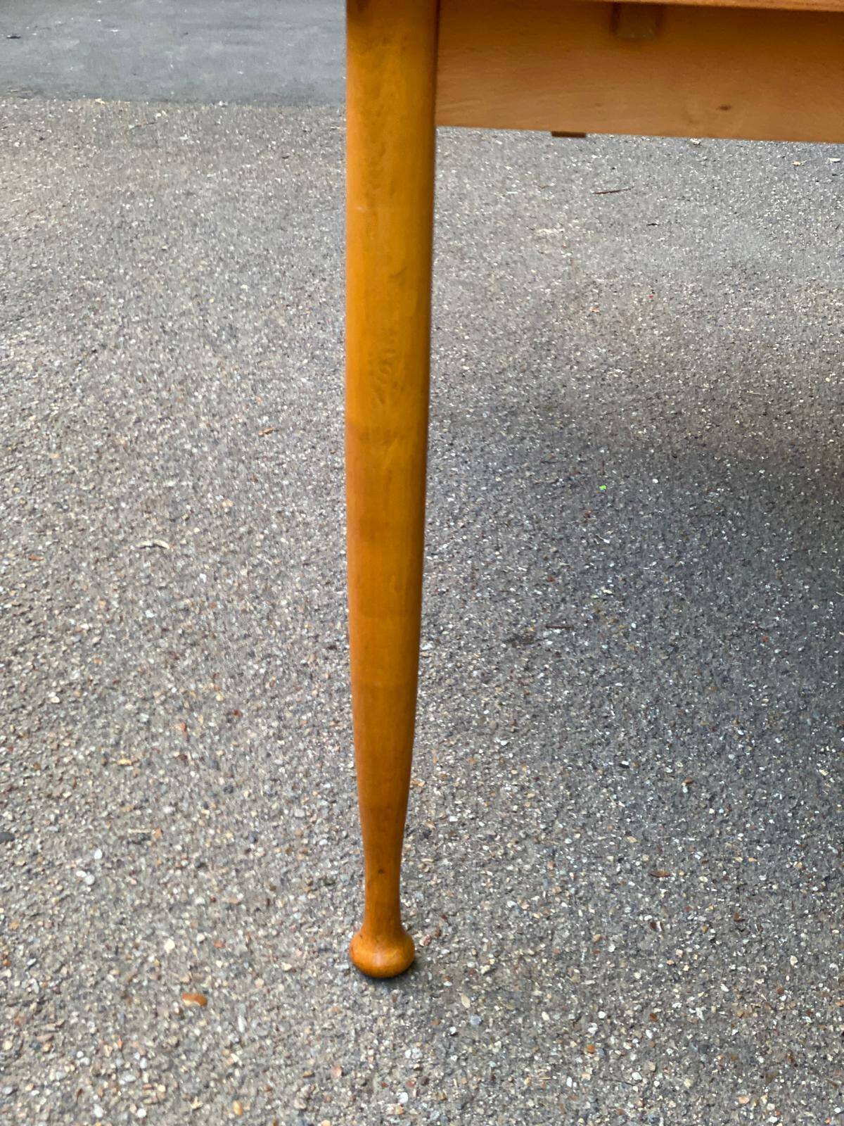Table à manger scandinave extensible en bois 235cm 1960