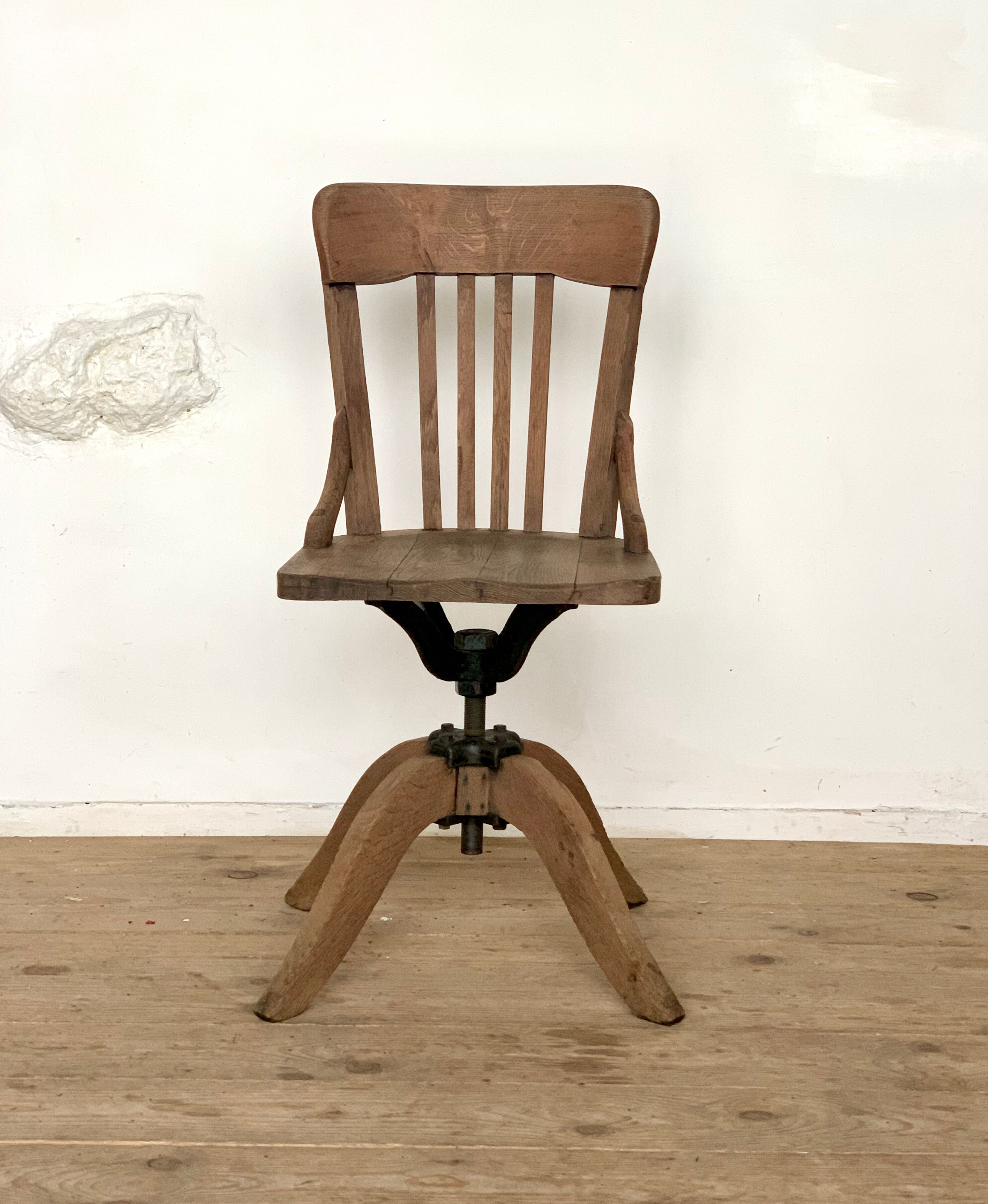 Swivel office chair Baumann 1940