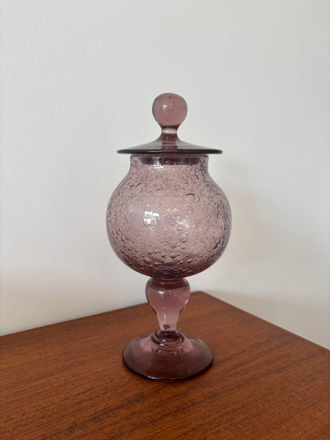 Purple bubble glass candy box – Biot style – hand-blown glass