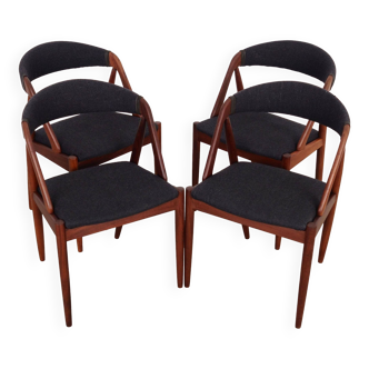 Ensemble de quatre chaises en teck, design danois, années 1970, designer : Kai Kristiansen