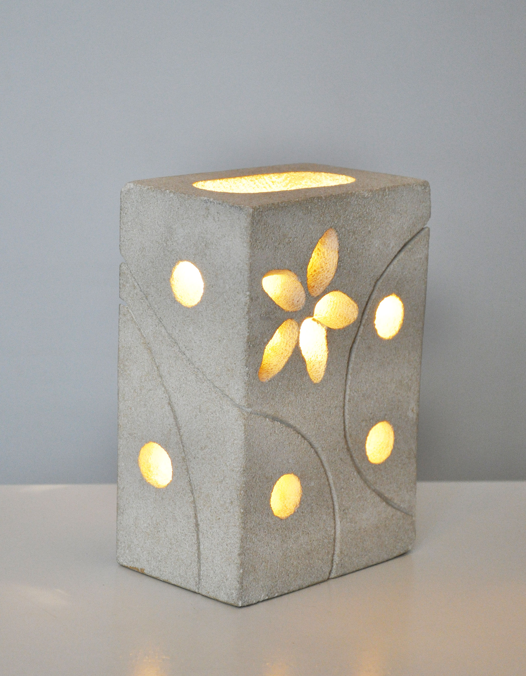 Albert Tormos stone lamp