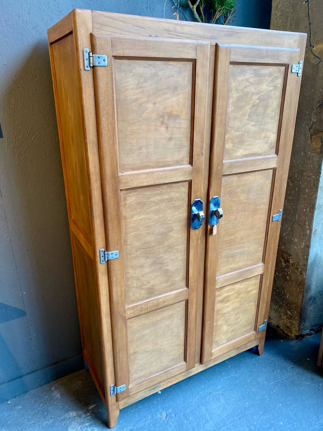 Armoire bois massif Art Déco