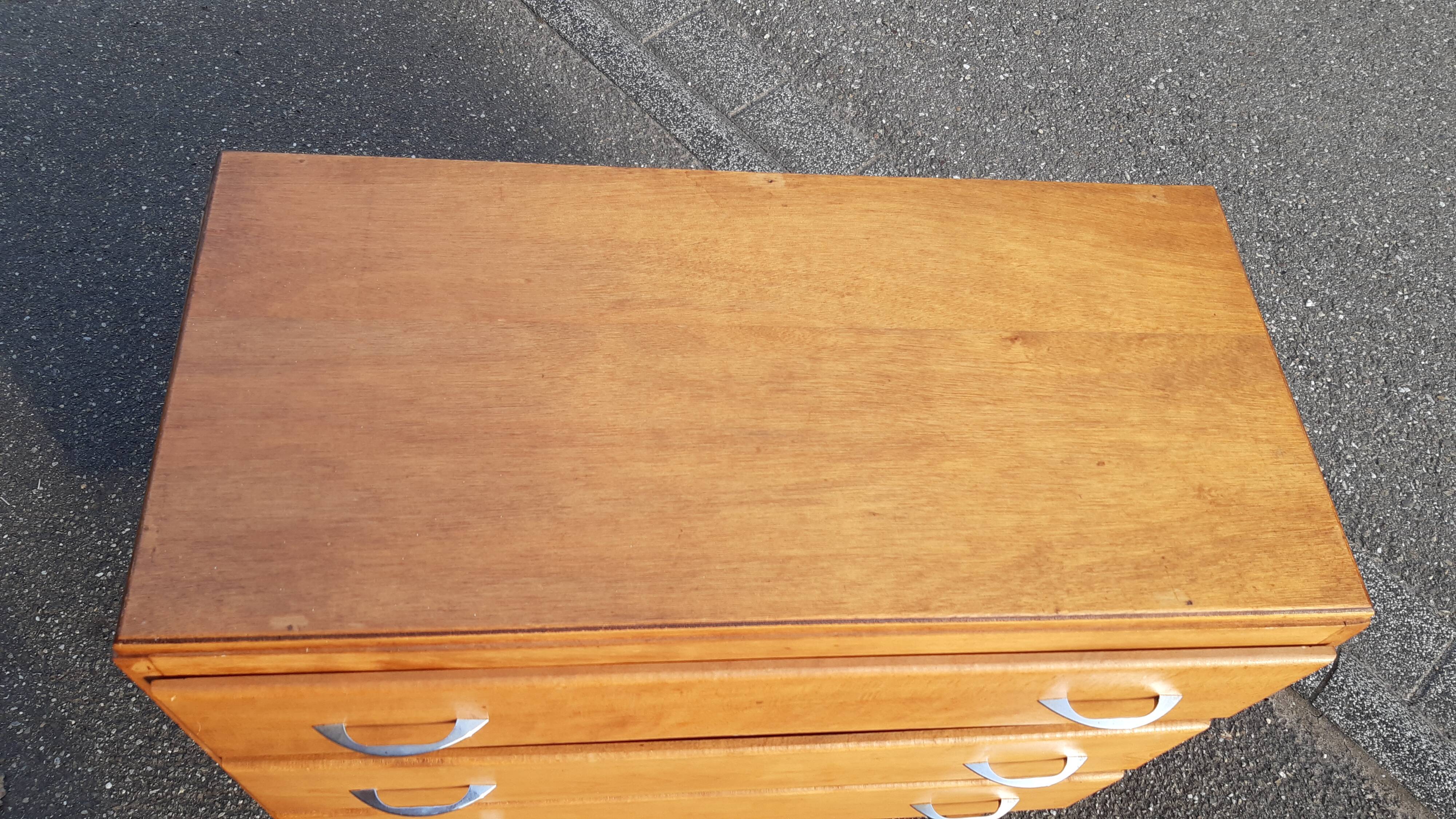 Vintage chest of drawers