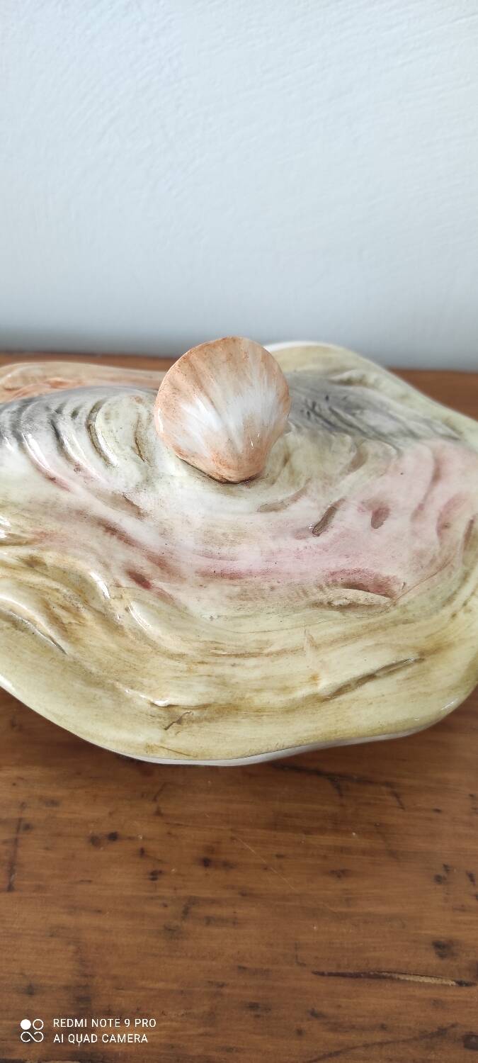 Oyster Barbotine Sauceboat