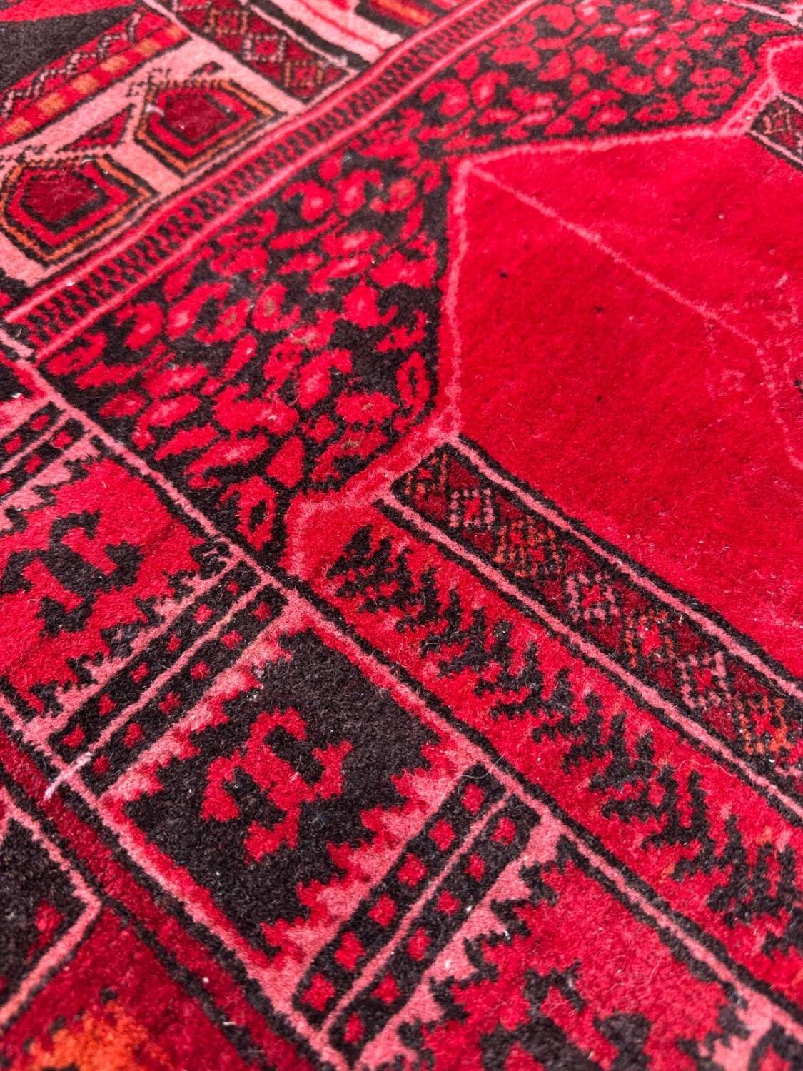 Handmade Persian rugs
