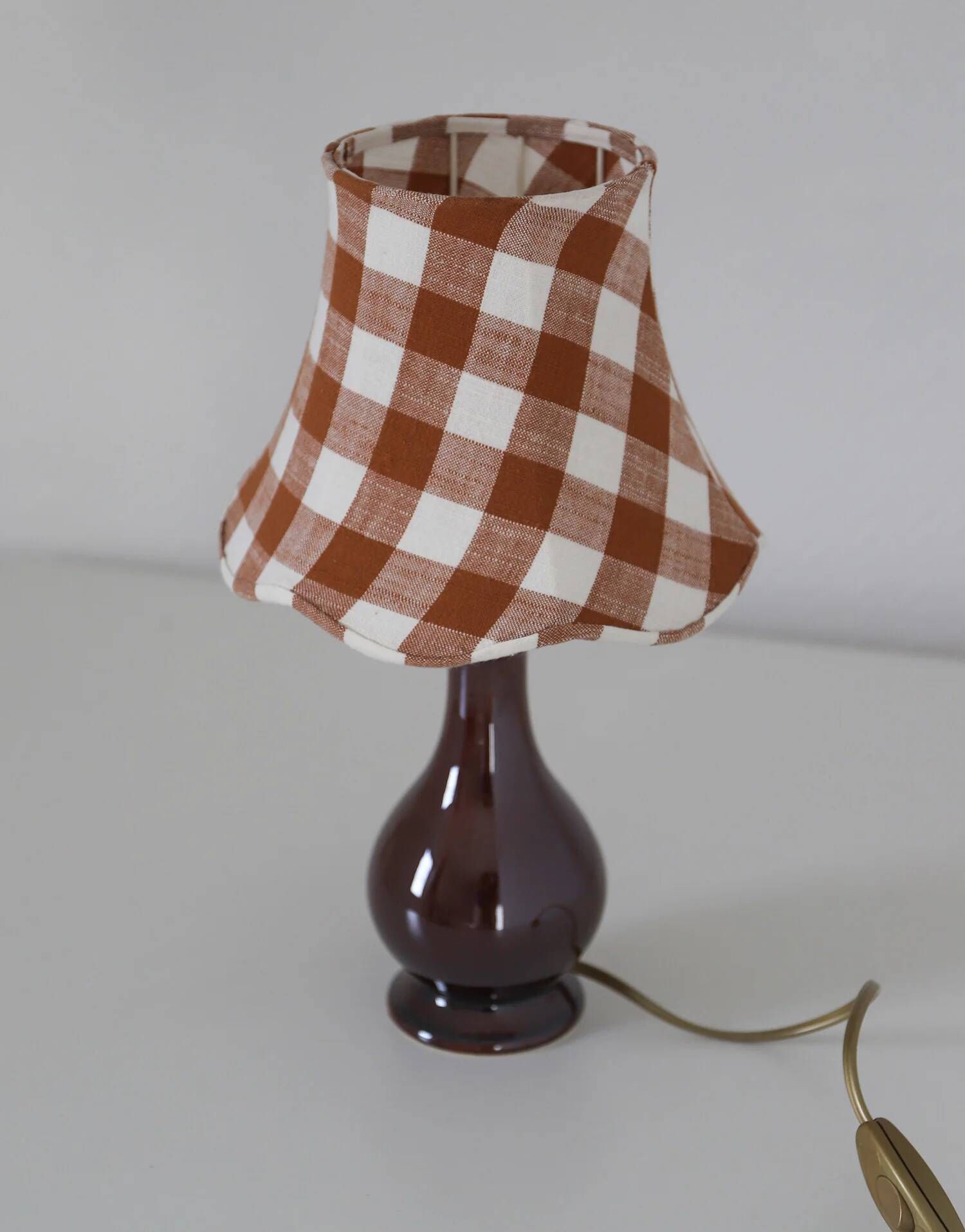 Recycled vintage lamp — brown ceramic base, terracotta gingham shade