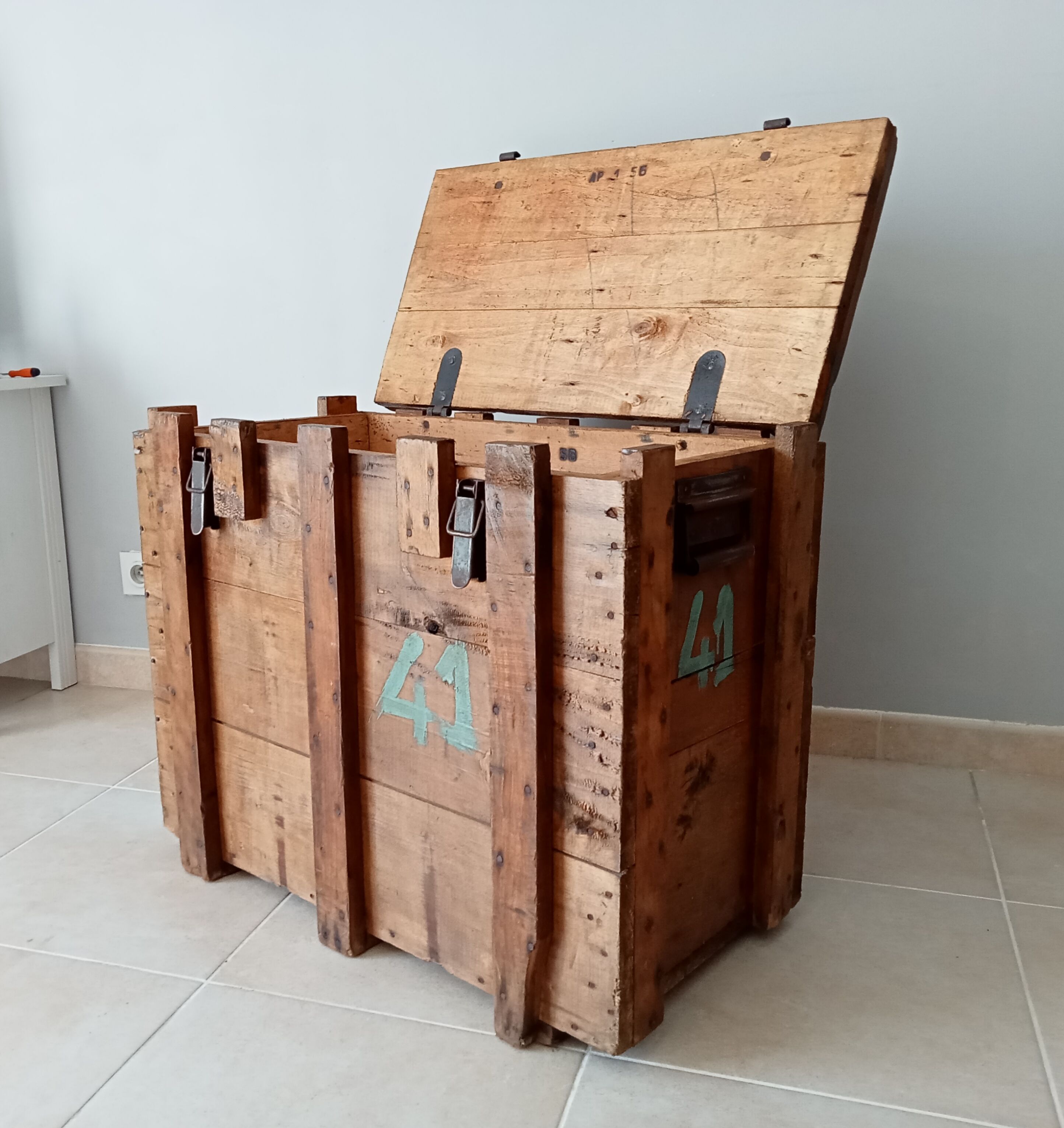 Old military trunk 40/50s