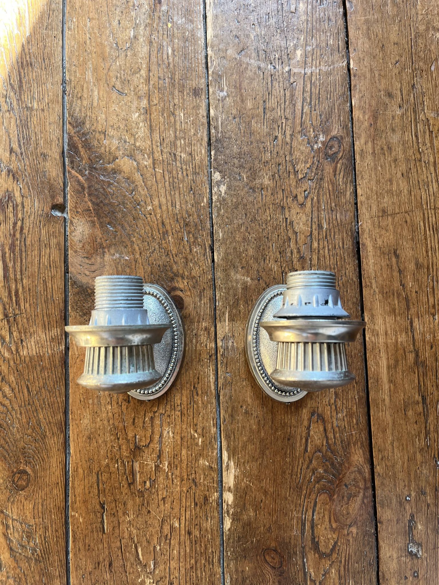 Support/Wall lights for vintage bathroom.