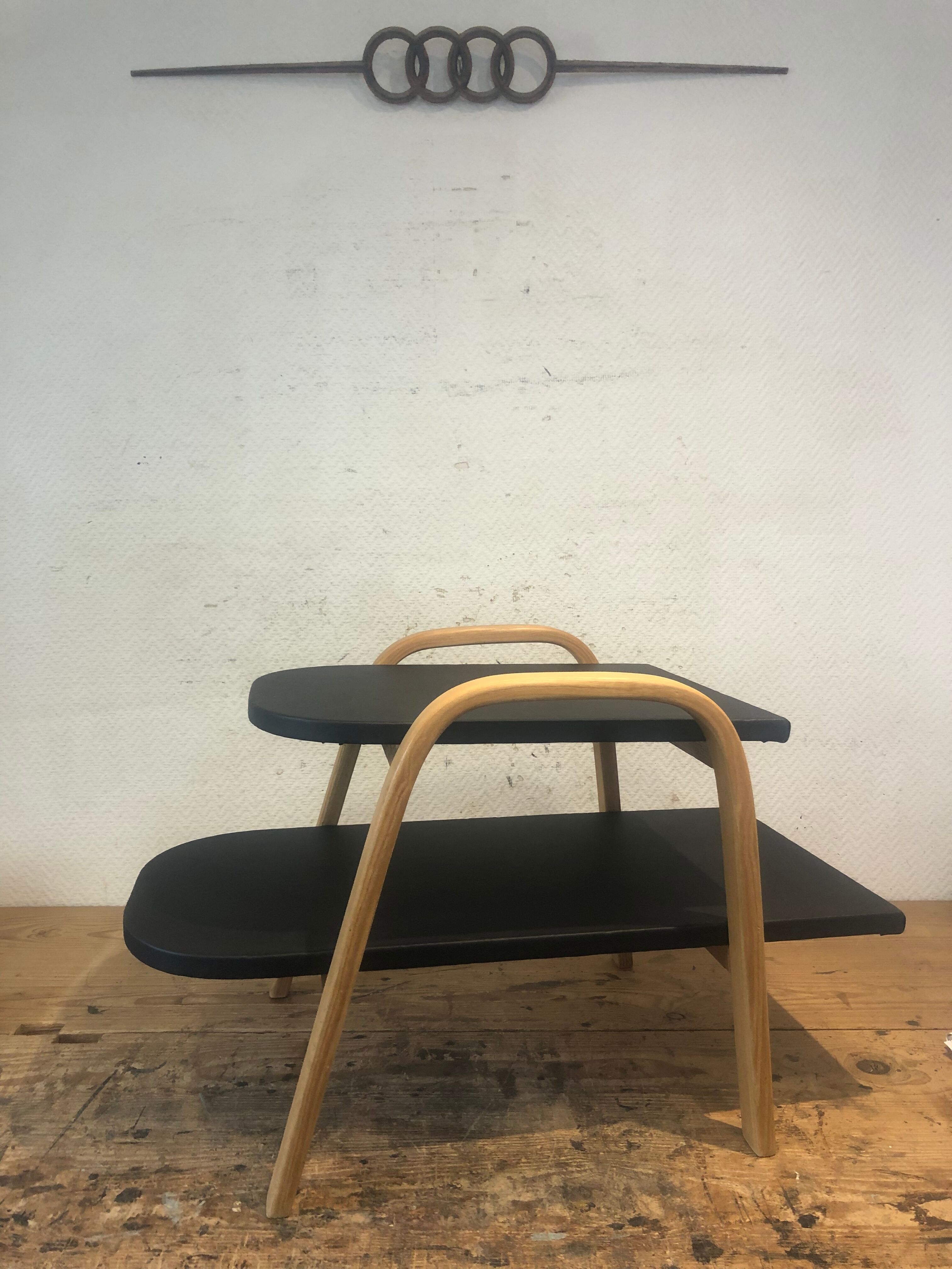 Table Steiner bow wood