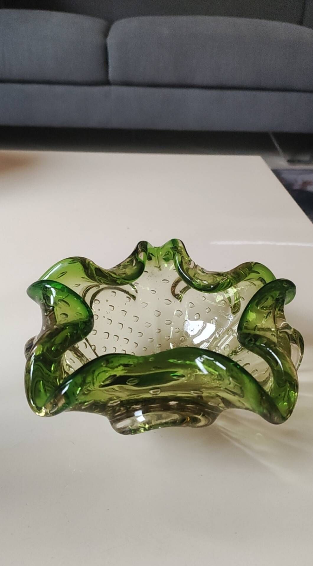 Pocket Video/Bullicante Ashtray Murano. Made of Art Glass. Diameter 19 cm.