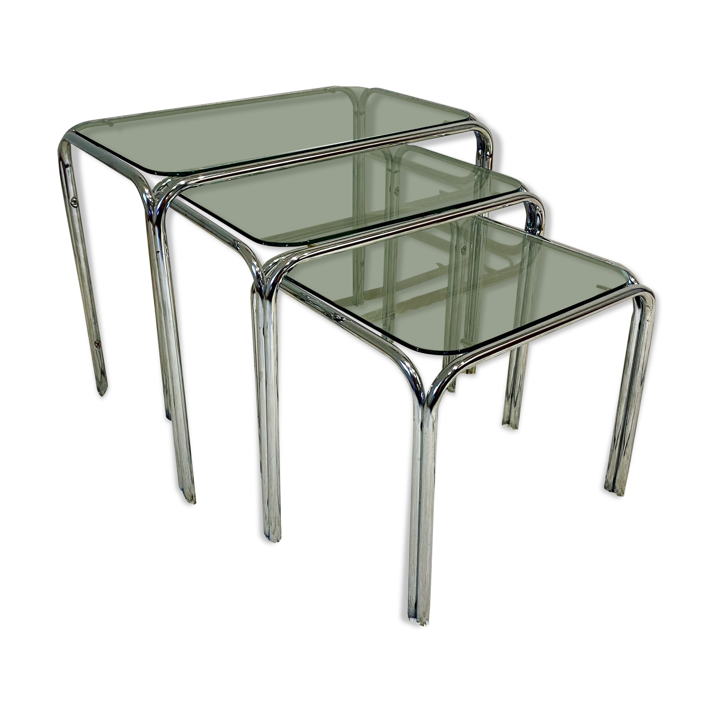 Vintage gigognes tables