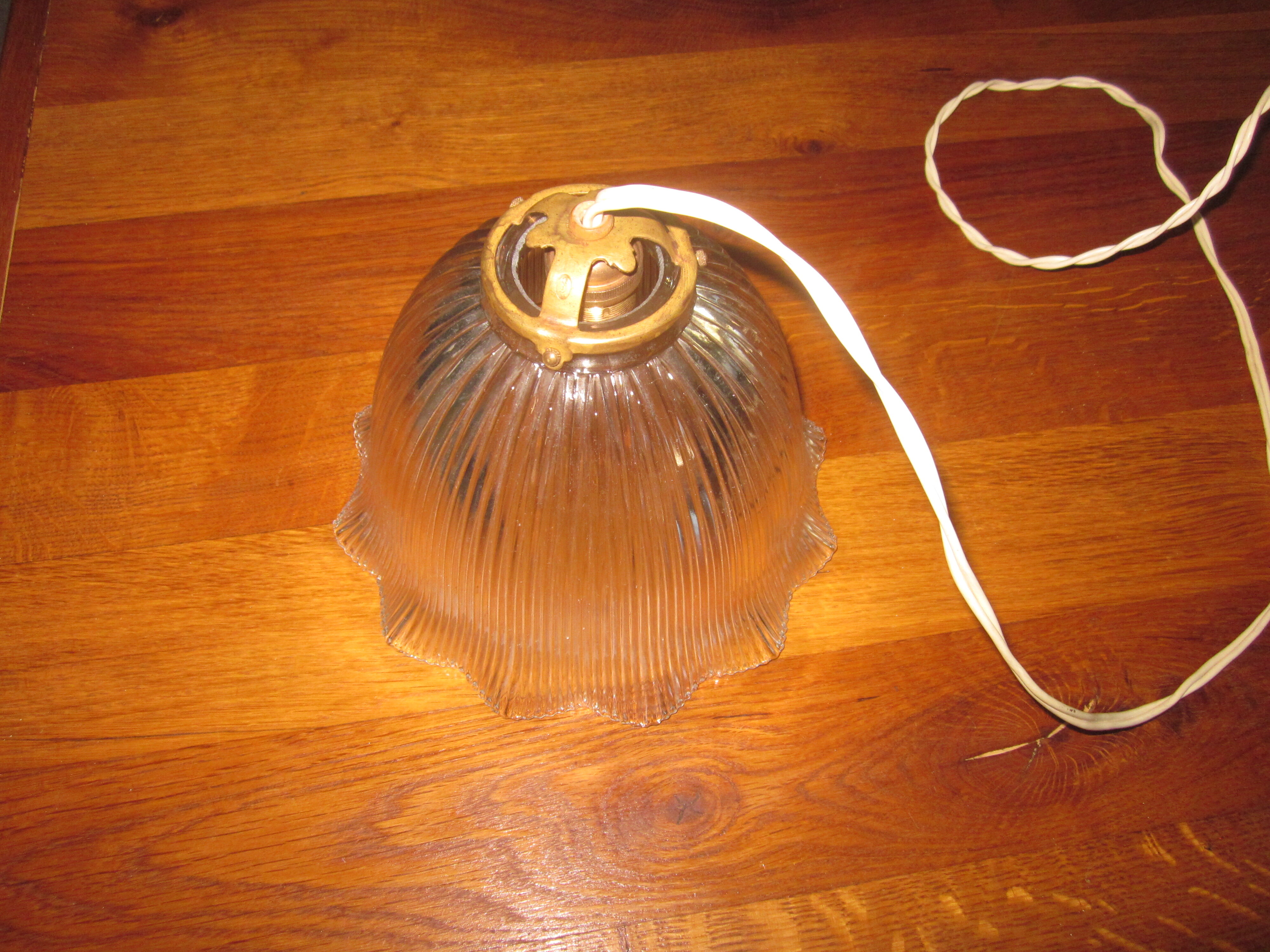 Holophane suspension