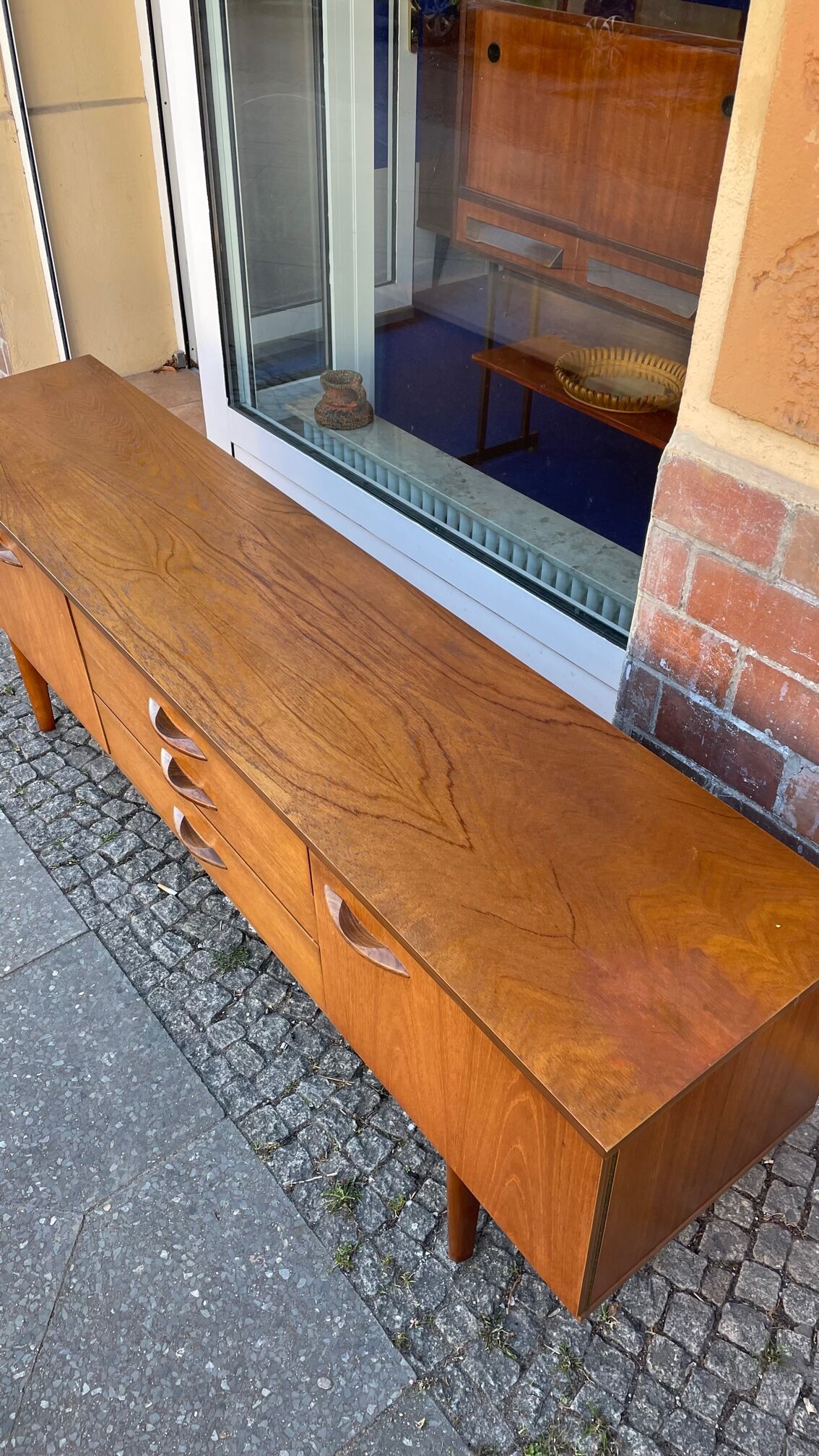 Teak row from the 60s Avalon edition