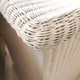 Chest of drawers in rattan