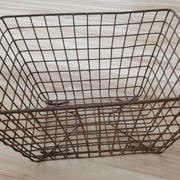 Man or oyster basket