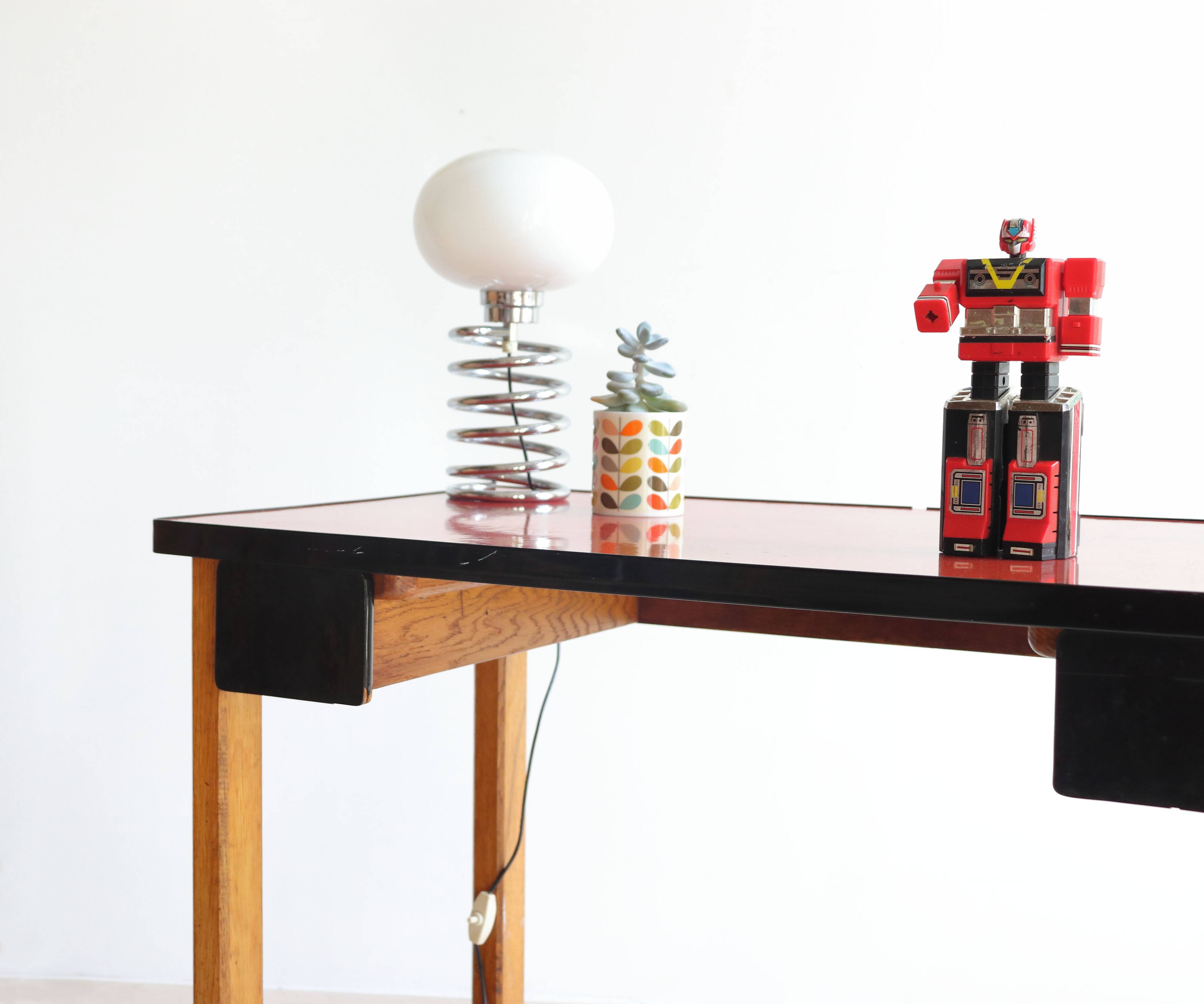 Vintage children's desk in solid oak and red formica, 50s/60s