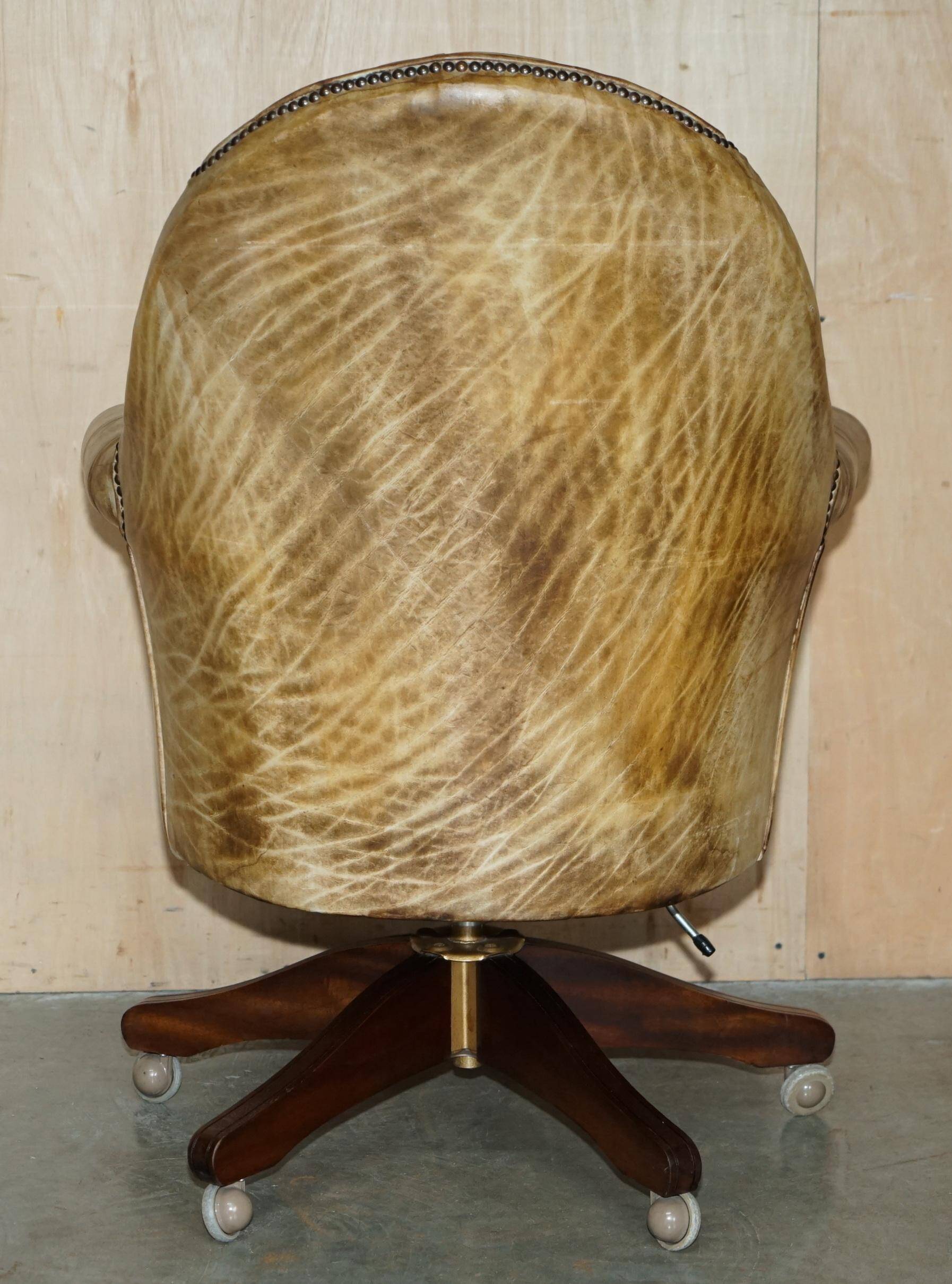 Chesterfield executive armchair in aniline leather