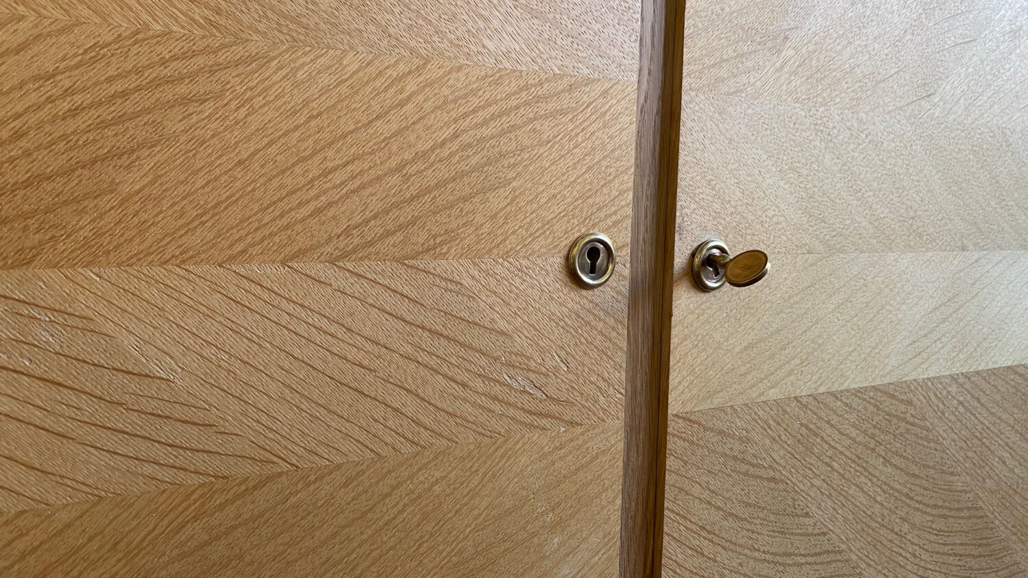 Renovated enfilade 60s