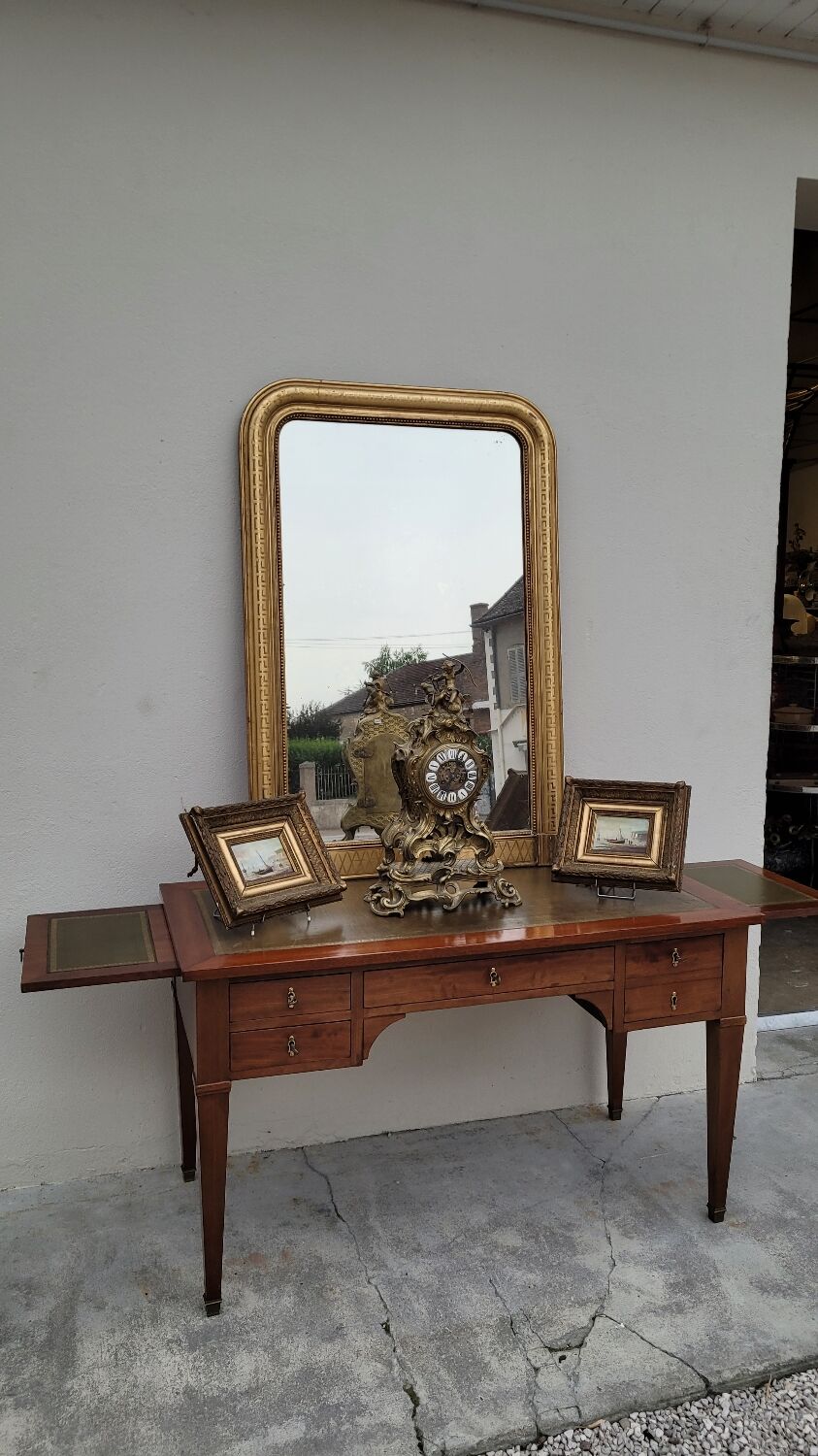 Louis XVI style flat desk in 19th century mahogany