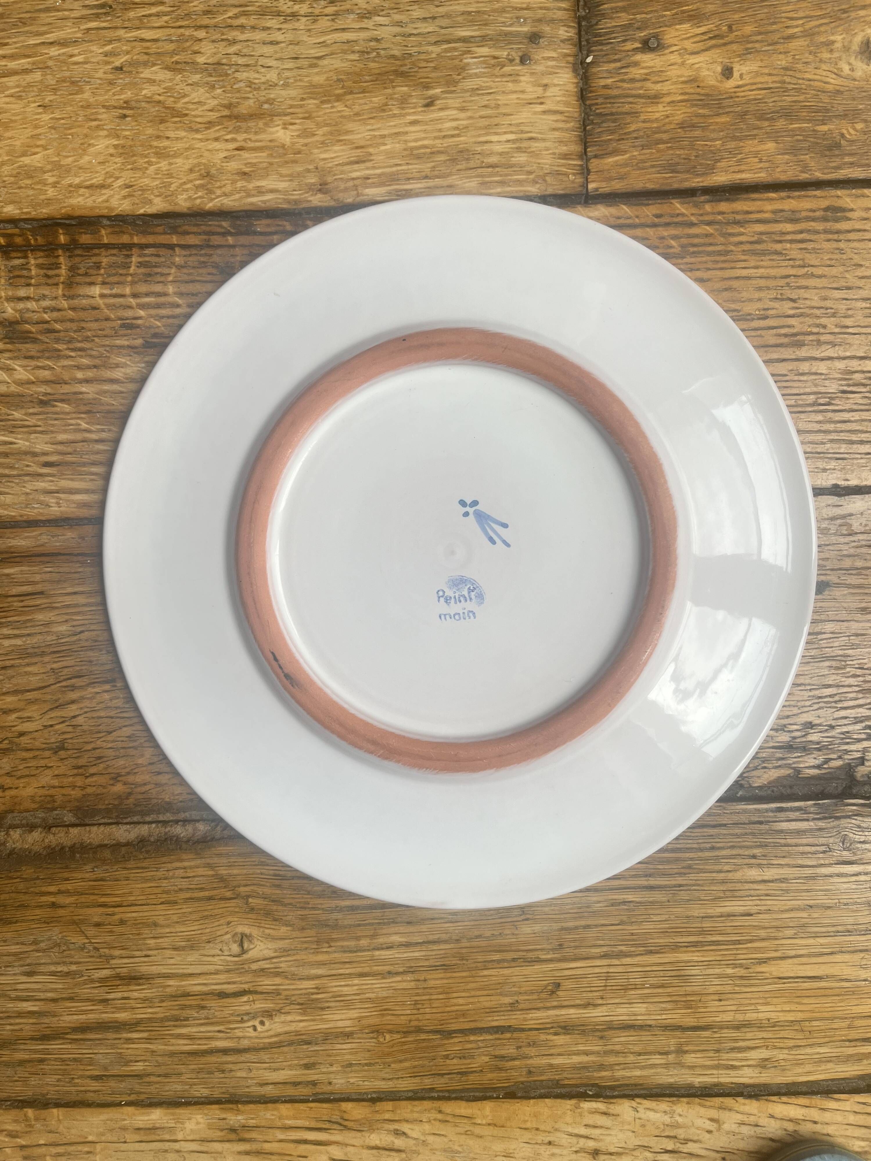 Large plate with the blue bird by Yvon Roy manufacture.