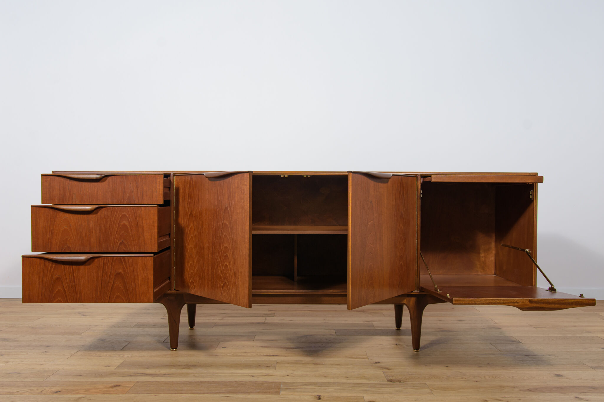 Teak sideboard from mcintosh, 1960s