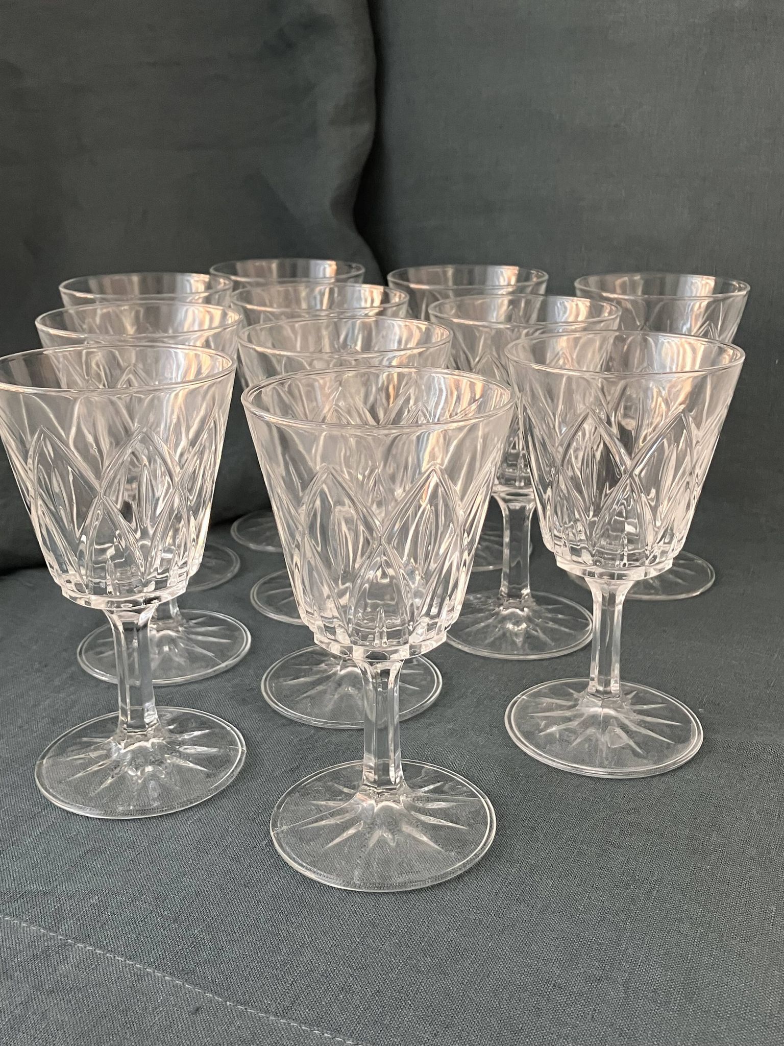 Set of 11 vintage cut glass glasses from Vmc Reims France, model Arlequin.