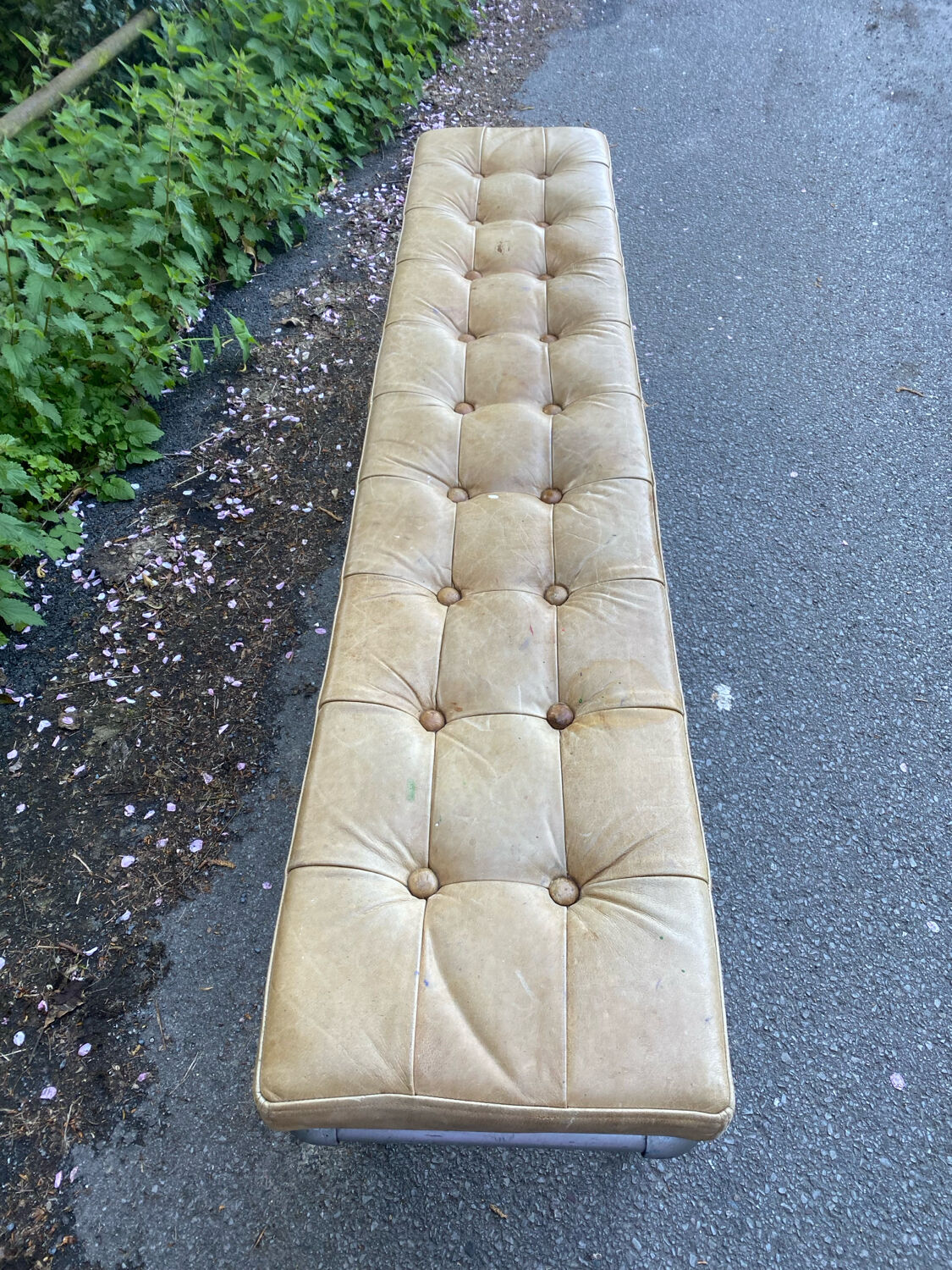 Vintage Italian industrial bench in leather and metal.