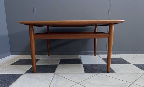 Table basse carrée en teck par Grete Jalk pour Glostrup Danemark