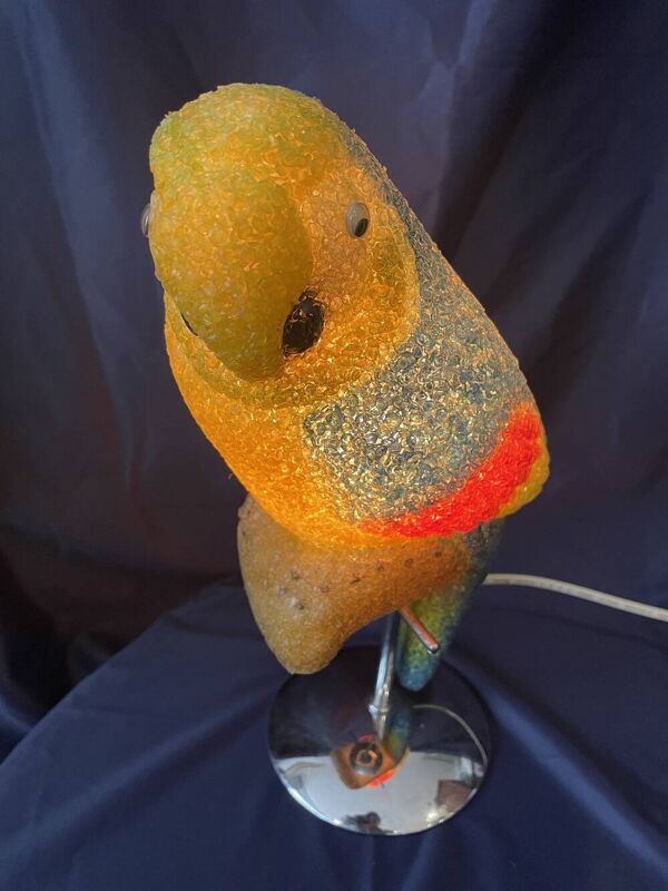 Lampe vintage perroquet plastique souple et chrome lampe a poser lampe exotique