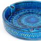 Aldo Londi Bitossi very large round ashtray Rimini blue enamel mid-century, 1950s