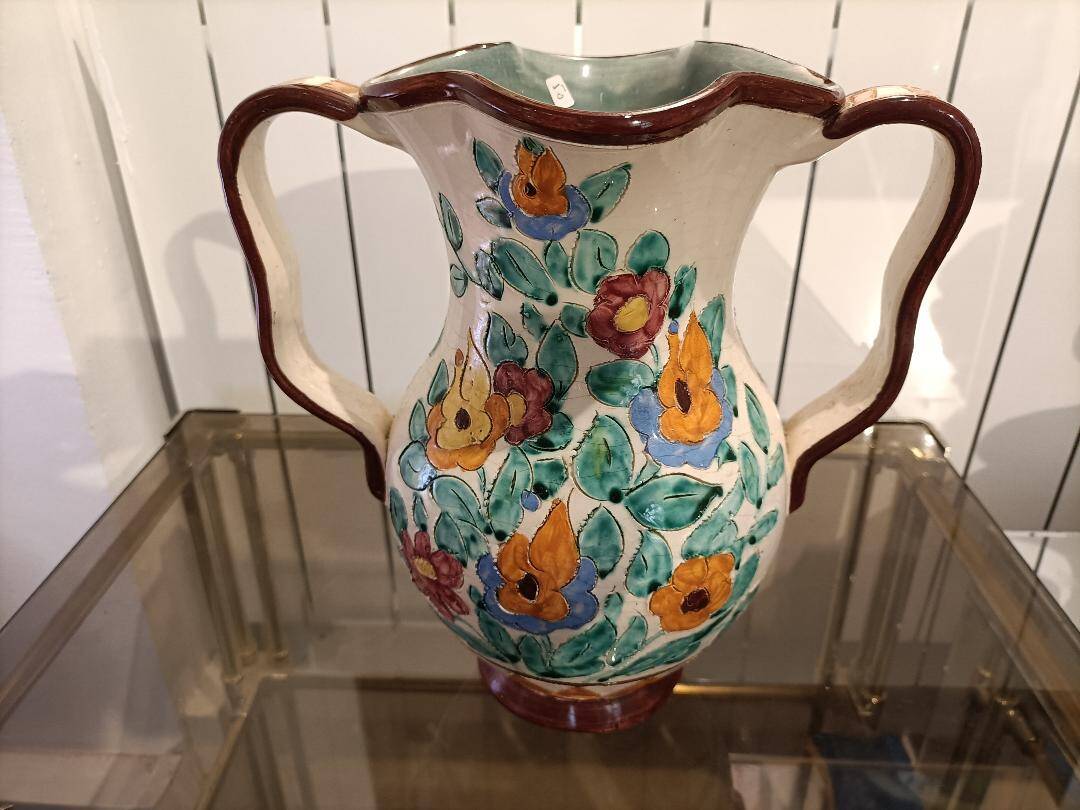 Vase ansé décor floral signé Cerart Monaco