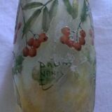 Vase feuilles et baies