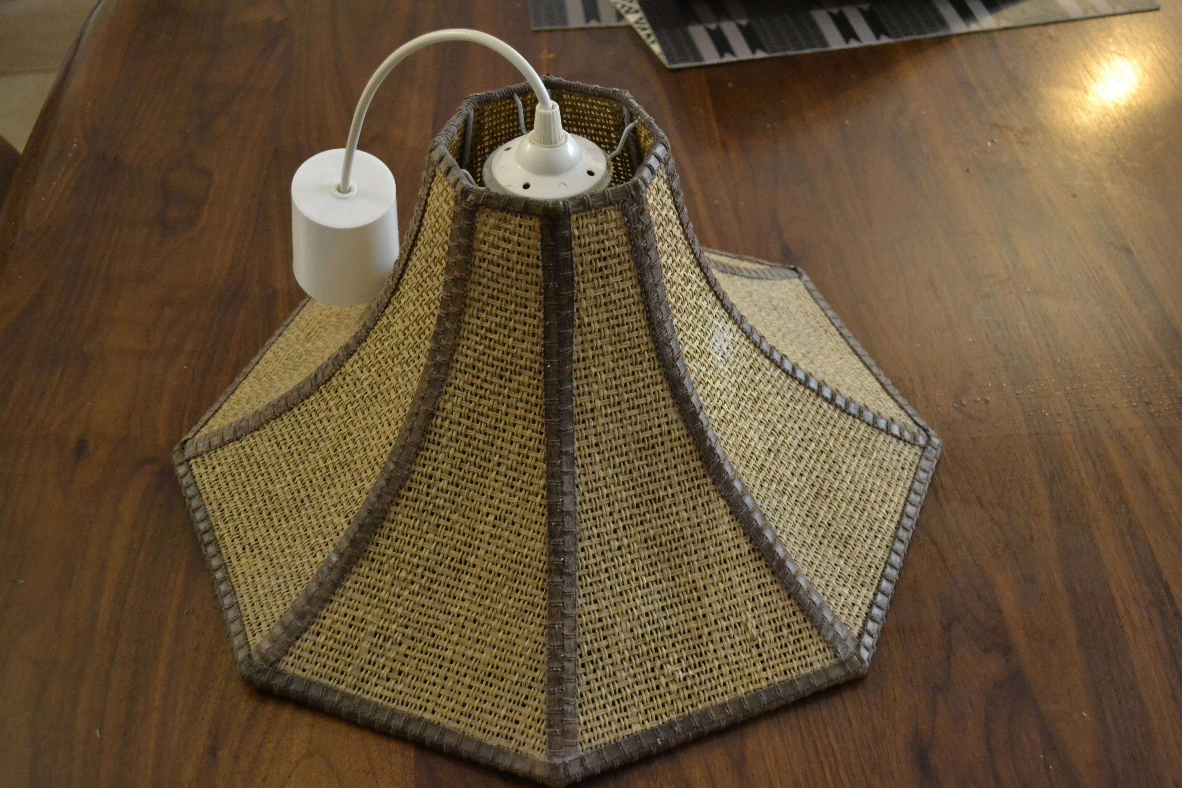 Cane umbrella suspension