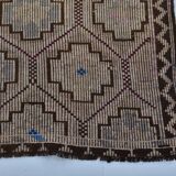 Vintage Anatolian Floor Kilim Rug, Reference 3542