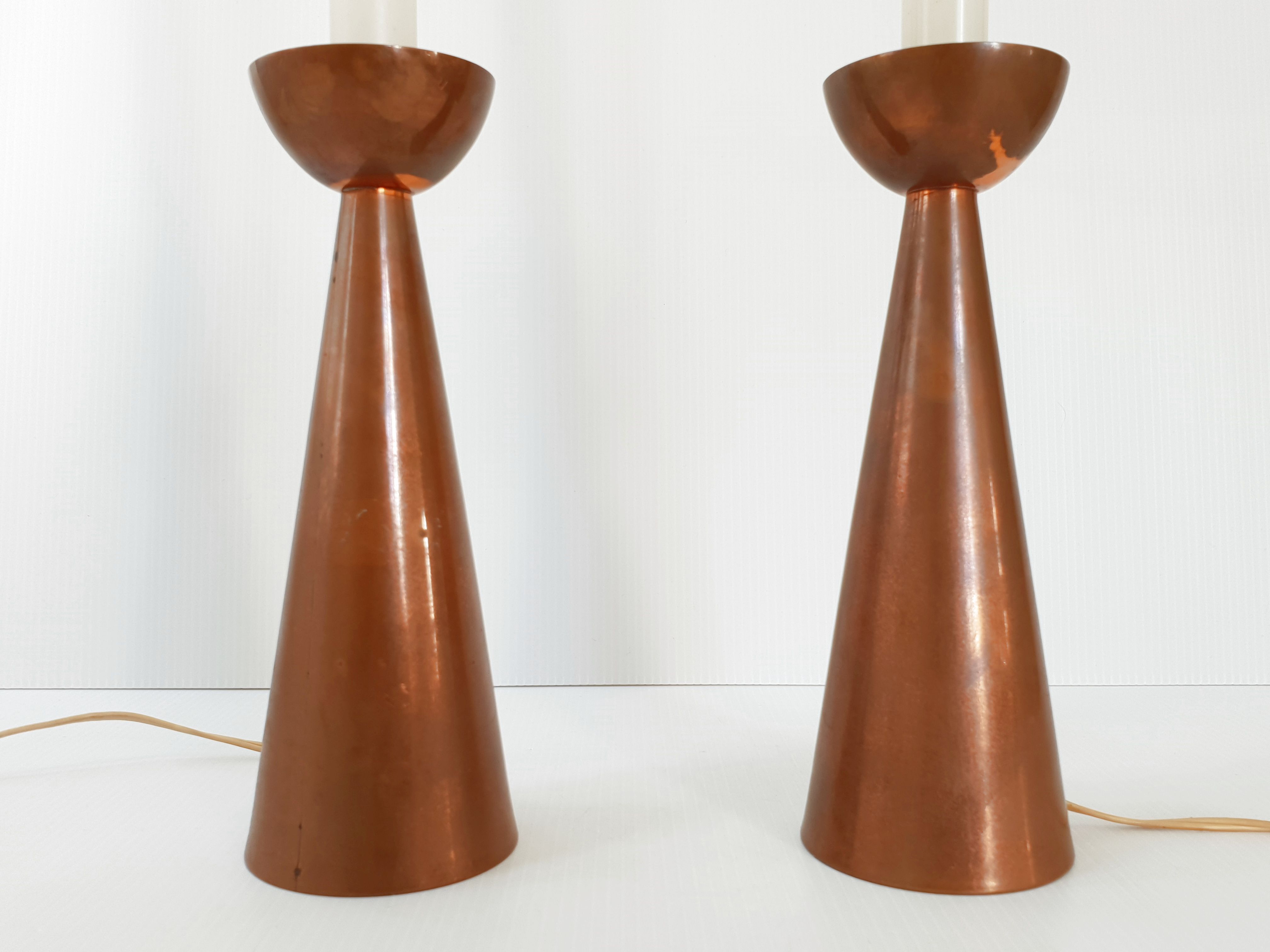 Pair of 1960 lamps signed M.D