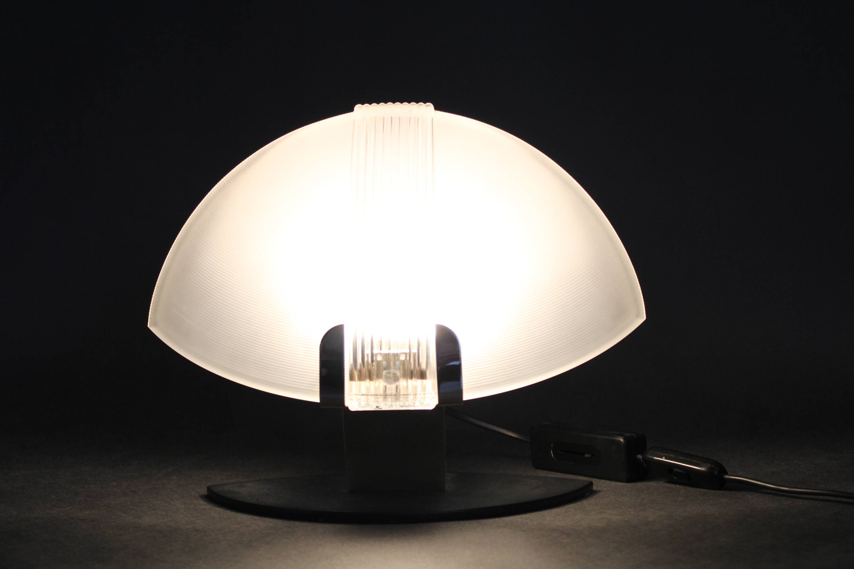 Pair of Italian midcentury table lamps by F. Fabbian, frosted glass, 1980s